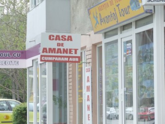 Unii operatori ai caselor de amanet, instruiţi de poliţişti, alţii sancţionaţi